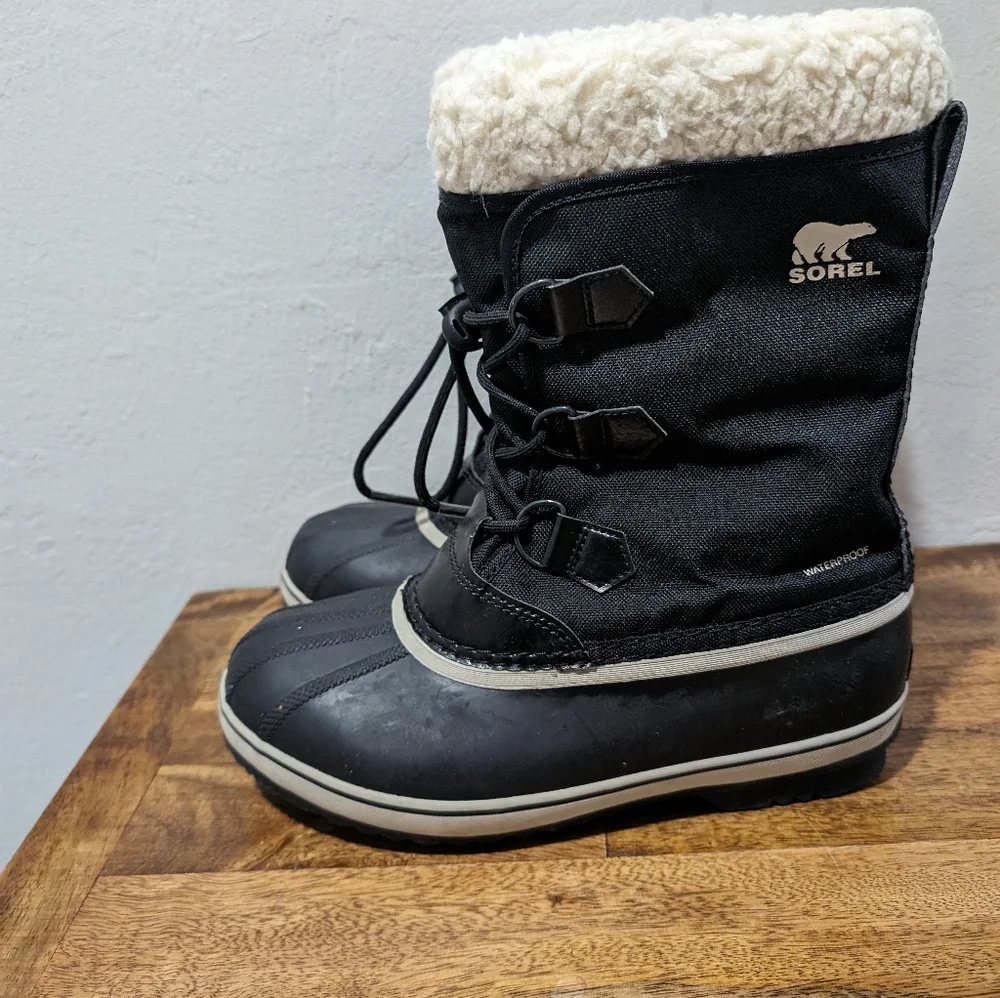 Sorel Women's Winter Carnival Boot Waterproof Black Stone Size 6 US 1855081 Shoe